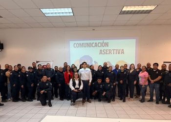 CAPACITAN A POLICÍAS ESTATALES PARA FORTALECER HABILIDADES DE COMUNICACIÓN Y MANEJO EMOCIONAL