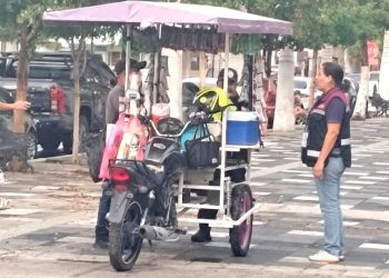COEPRIS SUSPENDE VENTA ALIMENTOS EN VÍA PÚBLICA DONDE EXISTAN DERRAMES DE AGUAS RESIDUALES