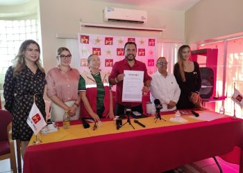 RESPALDA PT A CHRISTIAN AGÚNDEZ PARA ENCABEZAR COORDINACIÓN DE LOS COMITÉS DE DEFENSA DE LA 4T EN BCS