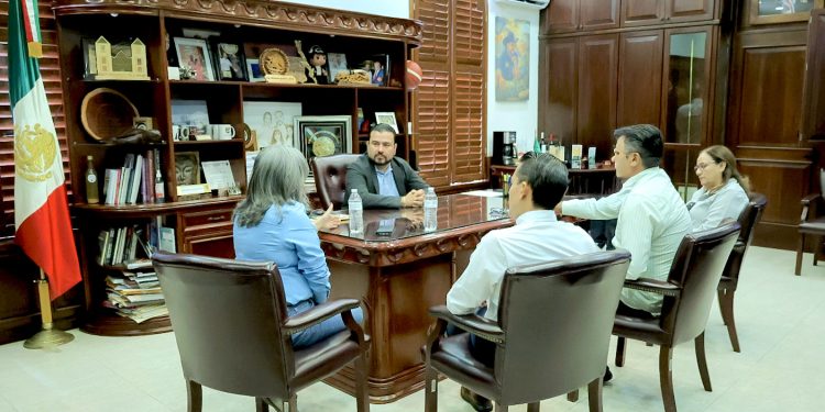 AYUNTAMIENTO DE LOS CABOS Y COEPRIS ACUERDAN ACCIONES EN MATERIA DE SALUD PÚBLICA