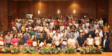 ENTREGA SEP CONSTANCIAS A PARTICIPANTES EN DIPLOMADOS DE FORMACIÓN CONTINUA