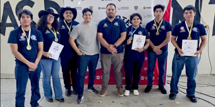 ESTUDIANTES DE LA UABCS REPRESENTARÁN A MÉXICO EN COMPETENCIAS INTERNACIONALES DE ROBÓTICA TRAS DESTACAR EN ROBOTEK BCS 2026