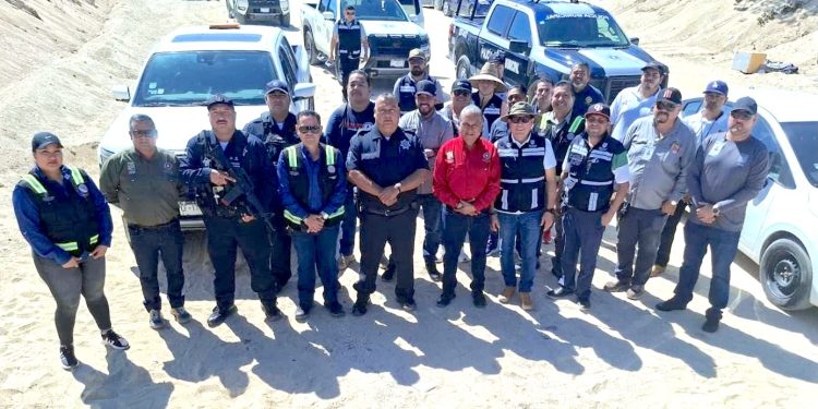 SEGURIDAD PÚBLICA RESPONDE A REPORTE CIUDADANO Y CLAUSURA ESTABLECIMIENTO QUE OBSTRUÍA ARROYO EN SAN JOSÉ DEL CABO