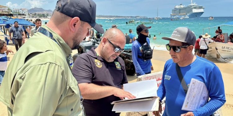 REFUERZA AYUNTAMIENTO DE LOS CABOS VIGILANCIA EN PLAYA EL MÉDANO