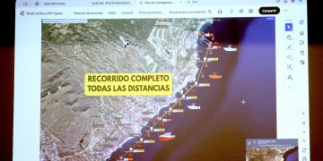 LOS CABOS ABRE SUS BAHÍAS AL MUNDO CON “ NADANDO CHILENO”