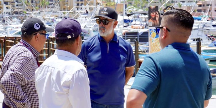 SUPERVISAN INFRAESTRUCTURA SANITARIA Y PLUVIAL EN LA MARINA DE CABO SAN LUCAS PARA DAR MANTENIMIENTO E IMPLEMENTAR ACCIONES PREVENTIVAS
