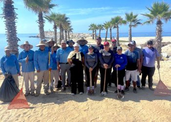    REFUERZA ZOFEMAT LOS CABOS LIMPIEZA Y CONSERVACIÓN DE PLAYAS DEL CORREDOR TURÍSTICO