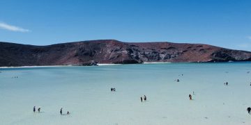 COEPRIS CONFIRMA CONDICIONES SANITARIAS ÓPTIMAS EN PLAYAS DE BCS
