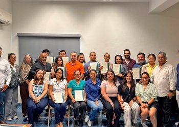 CAPACITA SALUD ESTATAL SOBRE MANEJO CLÍNICO DE PACIENTES CON DENGUE Y RICKETTSIA