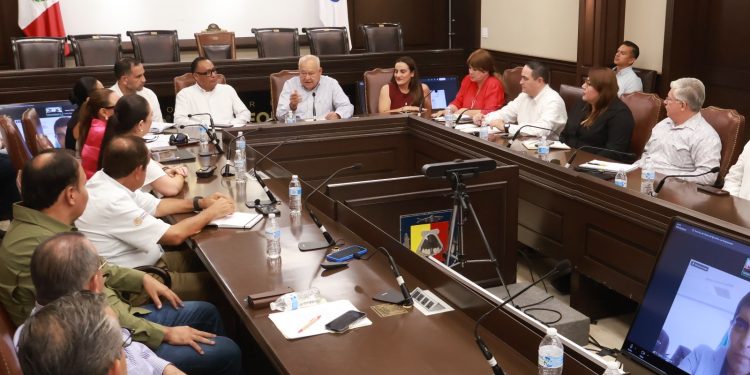 REVISA GOBERNADOR Y CFE CONDICIONES DEL SUMINISTRO ELÉCTRICO EN BCS