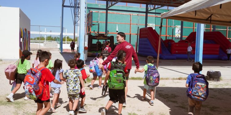  FOMENTA GOBIERNO DE BCS LA ACTIVACIÓN FÍSICA EN NIÑAS, NIÑOS Y JÓVENES