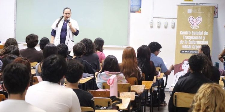IMSS BAJA CALIFORNIA SUR RECOMIENDA REVISAR  PESO DE MOCHILAS PARA PROTEGER SALUD  DE NIÑAS, NIÑOS Y ADOLESCENTES
