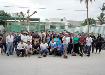 SUMAN ESFUERZO GOBIERNO DE LOS CABOS Y CIUDADANÍA EN JORNADAS DE DESCACHARRIZACIÓN EN CSL
