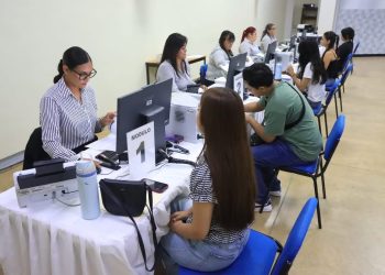 UABCS RECIBE A ESTUDIANTES DE NUEVO INGRESO CON PROCESO DE INSCRIPCIÓN Y FERIA UNIVERSITARIA DE SERVICIOS