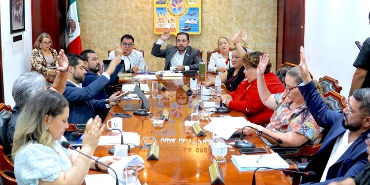 A PRUEBA CABILDO DE LOS CABOS. AMPLIACIÓN DE LA RUTA TRES DE TRANSPORTE PÚBLICO EN SAN JOSÉ DEL CABO.