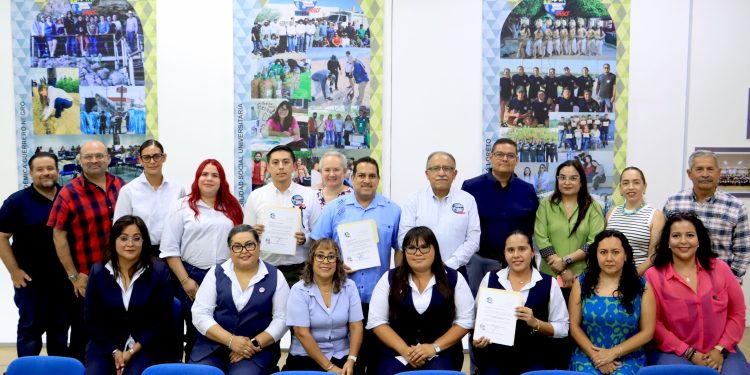 UABCS FORTALECE SU ESTRUCTURA ADMINISTRATIVA CON NUEVOS NOMBRAMIENTOS EN SERVICIOS ESCOLARES