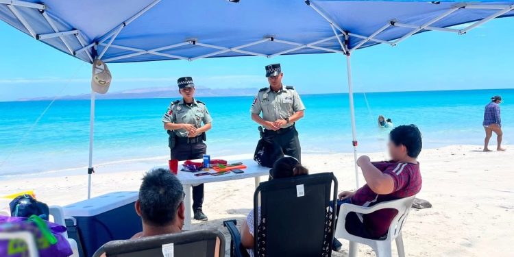 GUARDIA NACIONAL REALIZA RECORRIDOS DE SEGURIDAD  Y PROXIMIDAD EN PLAYAS DE BAJA CALIFORNIA SUR