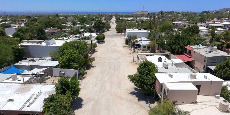 SEPUIMM INICIA PAVIMENTACIÓN DE LA CALLE CONSTITUCIÓN EN LA PAZ