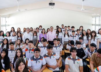 RECIBE COLEGIO DE ESTUDIOS CIENTÍFICOS Y TECNOLÓGICOS DE BCS A MÁS DE 3 MIL 400 JÓVENES DE NUEVO INGRESO