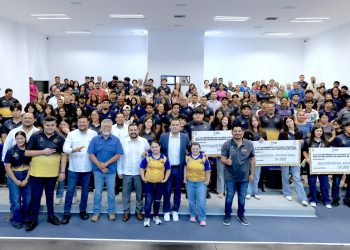 DESTINA XV AYUNTAMIENTO DE LOS CABOS 3 MILLONES DE PESOS A BECAS DEPORTIVAS
