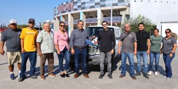 ENTREGA SUBSECRETARÍA DE ADMINISTRACIÓN VEHÍCULO PARA FORTALECER OPERACIÓN DE LA VILLA DEPORTIVA ￼