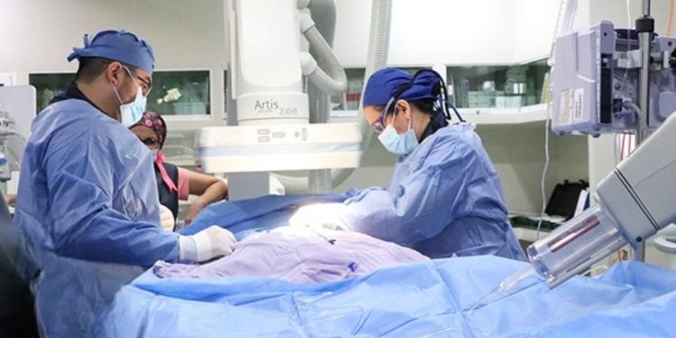 REALIZA HOSPITAL SALVATIERRA JORNADA DE CATETERISMOS CARDIACOS PARA ATENDER A 12 MENORES