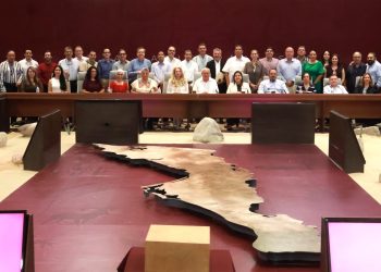 GOBERNADOR VÍCTOR CASTRO CONVOCA A  FORTALECER LA CULTURA DEL TESTAMENTO Y ASÍ PROTEGER EL PATRIMONIO FAMILIAR