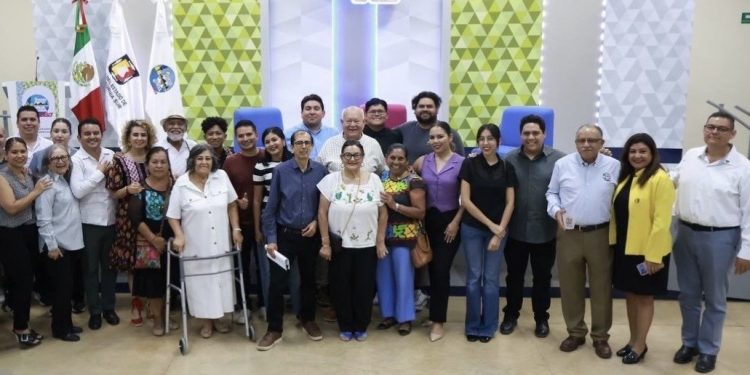 PARTICIPA GOBERNADOR EN CONVERSATORIO SOBRE INTERCULTURALIDAD; DESTACAN LO QUE UNE Y DISTINGUE A BCS