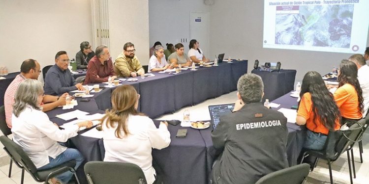 BRINDARÁ SECTOR SALUD DE BCS ATENCIÓN BÁSICA  EN REFUGIOS ANTE AVANCE DEL HURACÁN POLO