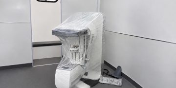RECIBE GOBIERNO DE BCS NUEVO MASTÓGRAFO MÓVIL PARA ACERCAR SERVICIOS DE DETECCIÓN DE CÁNCER DE MAMA