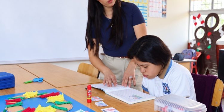 SEP BCS FORTALECE EL SERVICIO EDUCATIVO  EN LOS CENTROS DE ATENCIÓN MÚLTIPLE