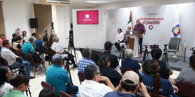 VÍCTOR CASTRO RECONOCE TRABAJO CON LA FEDERACIÓN;PROGRAMAS SOCIALES BENEFICIAN A 655 MIL 259 PERSONAS EN BCS