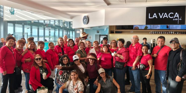 PROMUEVE ISSSTE BAJA CALIFORNIA SUR CONVIVENCIA Y BIENESTAR PARA PERSONAS JUBILADAS MEDIANTE VIAJE CULTURAL