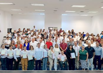 IMPULSA AYUNTAMIENTO DE LOS CABOS EMPLEABILIDAD JUVENIL CON CONVENIO DE EDUCACIÓN DUAL ENTRE CECYTE Y COPARMEX Y ENTREGA DE CERTIFICADOS DEL CONOCER