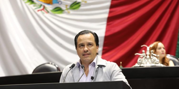 EL 33% DE LOS ADULTOS MAYORES SON VÍCTIMAS DE FRAUDES DIGITALES: DIPUTADO EMILIO SUÁREZ