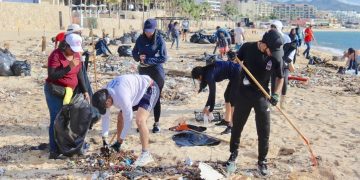 DISMINUYE 80% EL ARRASTRE DE RESIDUOS A PLAYAS DE CABO SAN LUCAS TRAS LLUVIAS DE MARIE