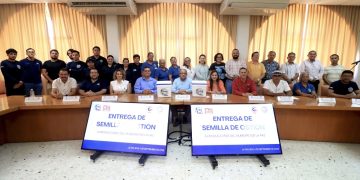 UABCS ENTREGA NUEVA DOTACIÓN DE SEMILLA DE OSTIÓN A PRODUCTORES DE LA PAZ
