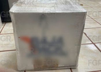 FGR ASEGURA POCO MÁS DE 48 LITROS DE CLORHIDRATO DE METANFETAMINA TRANSPORTADO POR PAQUETERÍA