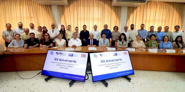 UABCS, CIBNOR Y UNIVERSIDAD DE TOTTORI REFRENDAN COLABORACIÓN ACADÉMICA A 20 AÑOS DEL INTERCAMBIO ESTUDIANTIL