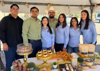 UABCS PARTICIPA EN LA TERCERA EDICIÓN DE LA FERIA DEL DÁTIL EN MULEGÉ