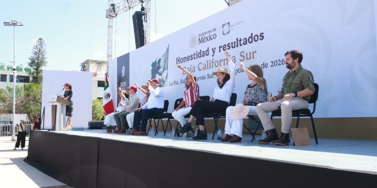 RECIBE VÍCTOR CASTRO A LA PRESIDENTA CLAUDIA SHEINBAUM Y REFRENDA RESPALDO DE BAJA CALIFORNIA SUR