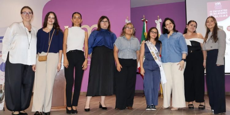 UNIVERSIDAD MUNDIAL CELEBRÓ EL IV ENCUENTRO DE RELACIONES PÚBLICAS