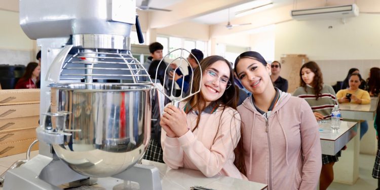 AMPLIARÁ CECyTE BCS LA OFERTA EDUCATIVA CON SIETE TALLERES DURANTE EL CICLO ESCOLAR 2025-2026