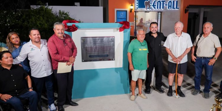 ENTREGA AYUNTAMIENTO DE LOS CABOS PAVIMENTACIÓN DE LA CALLE IGNACIO ZARAGOZA EN SAN JOSÉ DEL CABO