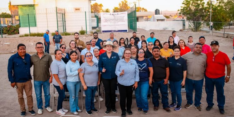 EDITH AGUILAR ARRANCA PAVIMENTACIÓN EN VIZCAÍNO