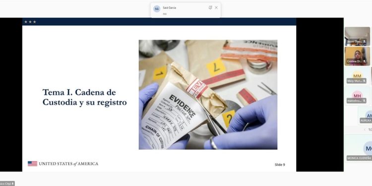 CAPACITA PGJE A PERITOS EN REGISTRO DE CADENA DE CUSTODIA Y CONSENTIMIENTO INFORMADO