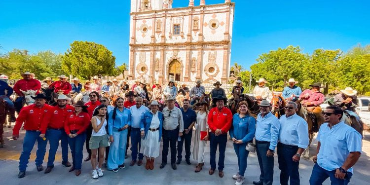ACOMPAÑA CELINA RAMÍREZ PRIMER FESTIVAL GASTRONÓMICO “EL SAZÓN DEL RANCHO” EN SAN IGNACIO